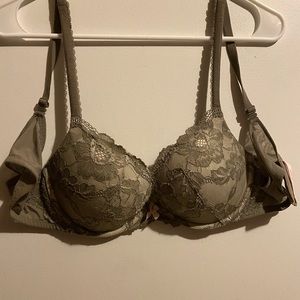 Victoria’s Secret Bra